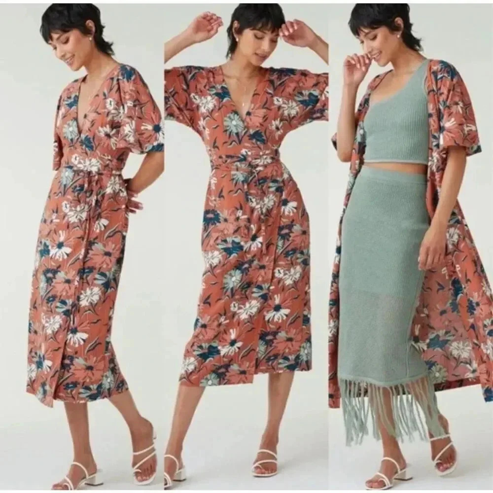 VETTA | The Convertible Wrap Tie Dress in‎ Retro Floral Print | Size Medium